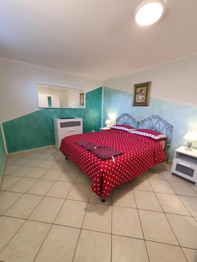 Casa Dell'Ape Maia Apartment Termoli Bagian luar foto