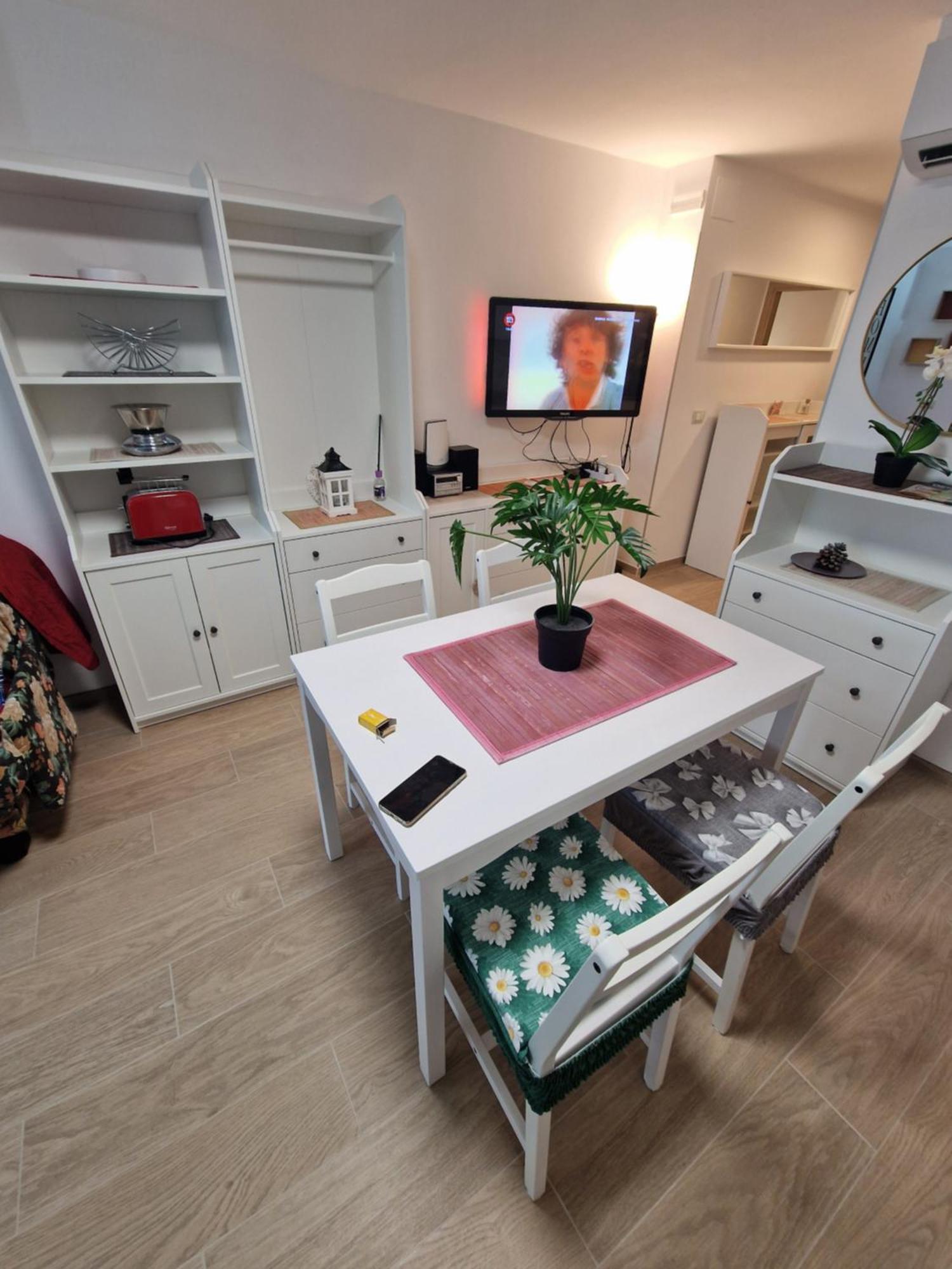 Casa Dell'Ape Maia Apartment Termoli Bagian luar foto